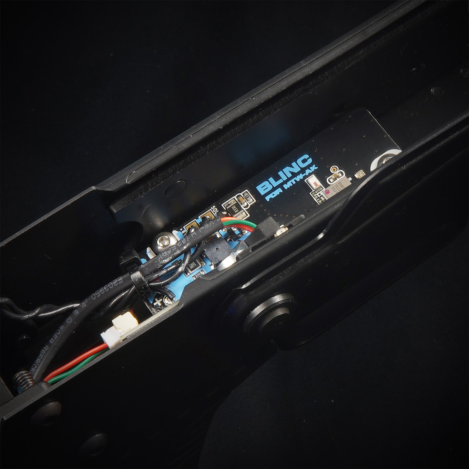MTW AK-105