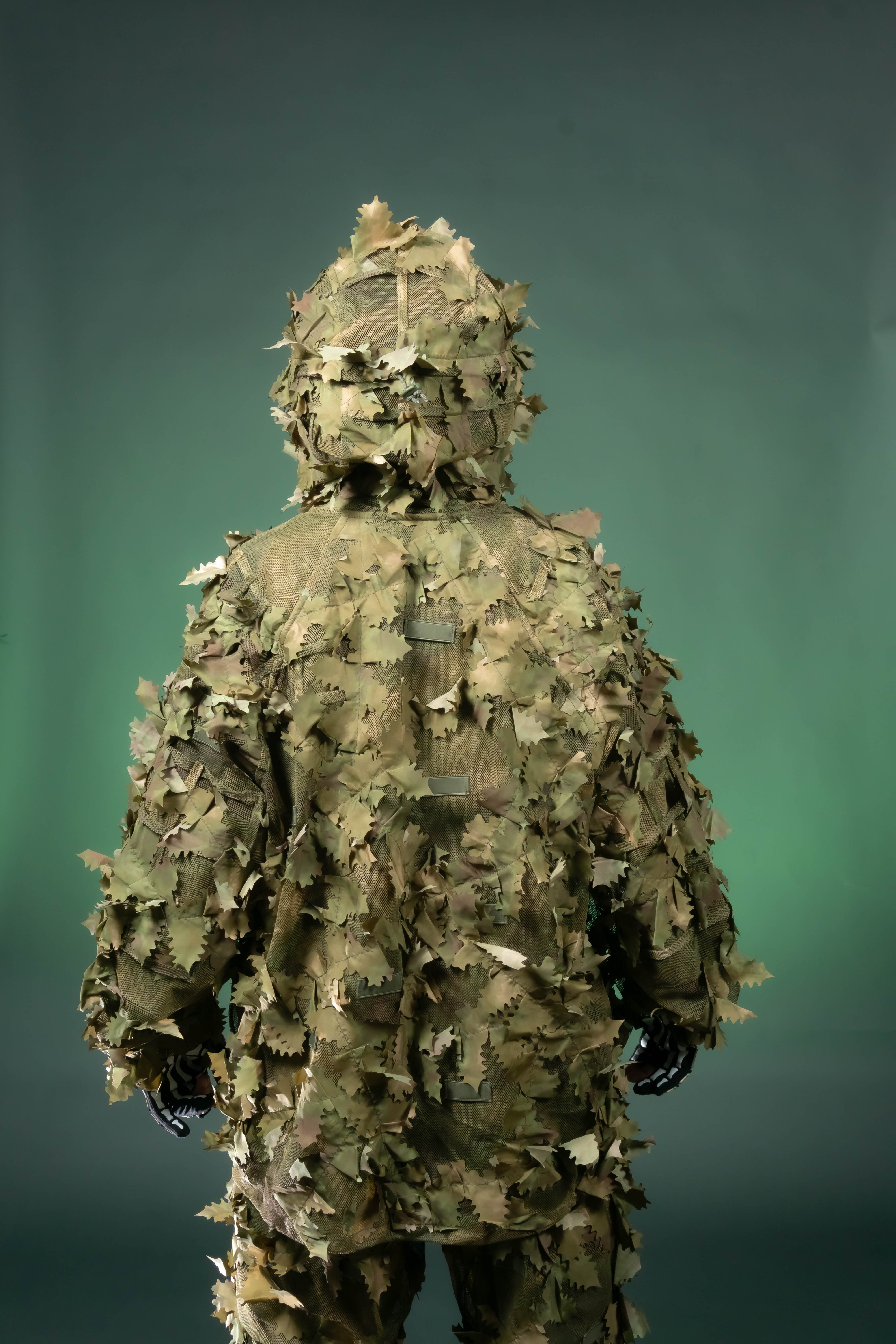 Alder Leaf Suit