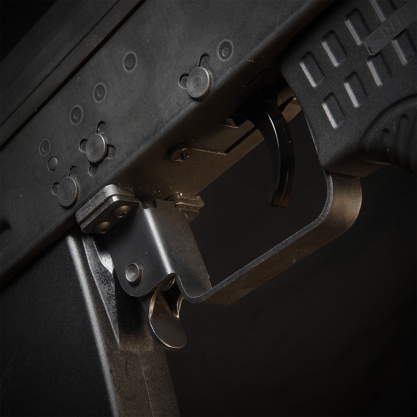 MTW AK-105