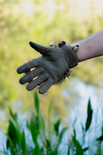 Alder 3D Leaf Suit Gloves