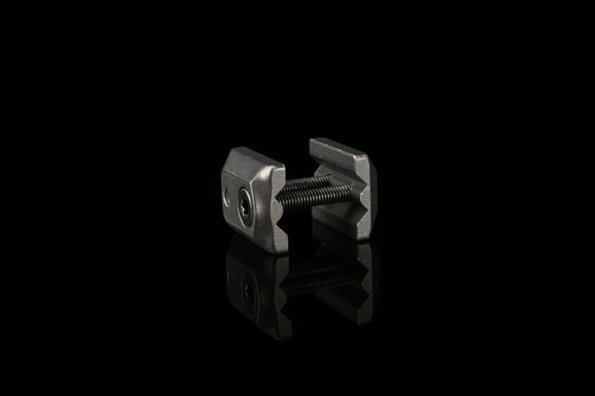 Picatinny stock coupler